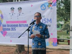 Pemerintah Kota Metro Suarakan Kesetaraan Lewat Pawai Hari Autisme Sedunia